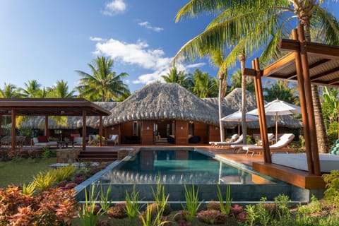 Four Seasons Resort Bora Bora Resort in Bora-Bora