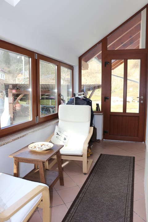 Balcony/Terrace, Photo of the whole room, Garden view, Mountain view