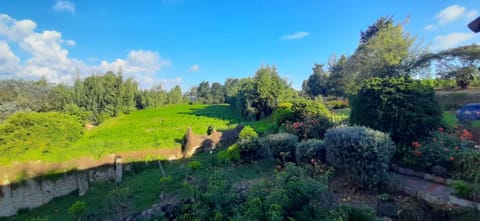 Hacienda Moncora, un lugar hermoso para toda la familia y los amigos Nature lodge in Cundinamarca, Colombia