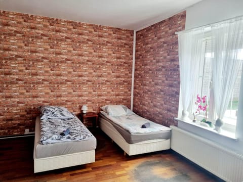 Hostel PRIMAX Vacation rental in Poznan