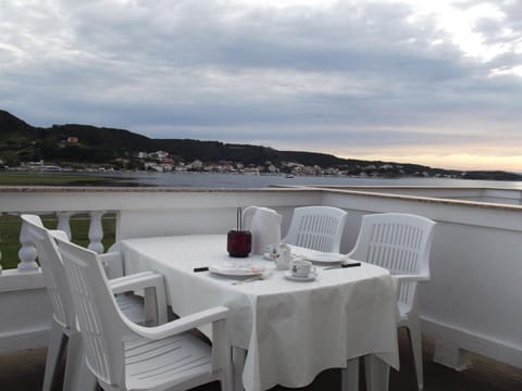 Garden, Balcony/Terrace