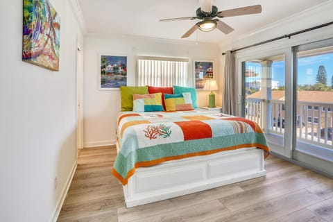 Sunset Villas 4 Casa in Redington Shores