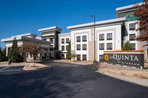 La Quinta by Wyndham Memphis Wolfchase Hotel in Bartlett