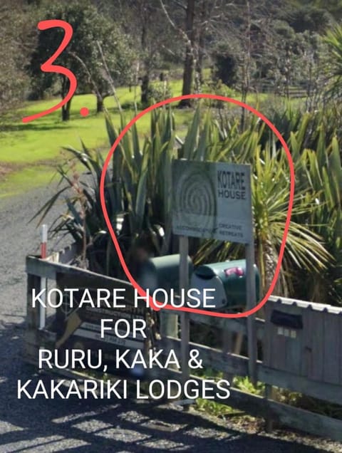 Kaka Lodge at Kotare House Condominio in Auckland Region