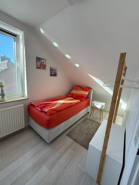 Wohnen beim Klabautermann mit Südbalkon Apartment in Wilhelmshaven