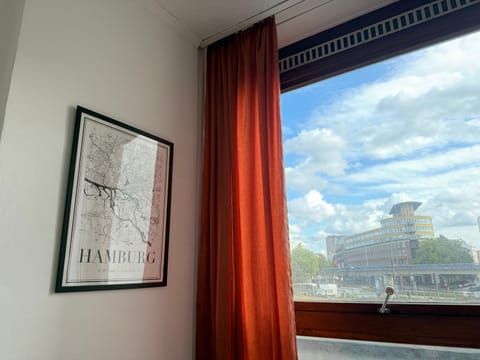 Day, Quiet street view, kitchen