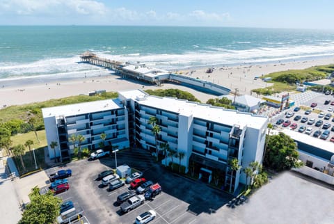 La Quinta by Wyndham Cocoa Beach Oceanfront Hotel in Cocoa Beach
