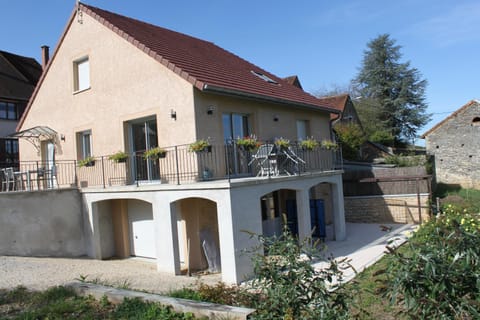 Gite des Cépages House in Jura