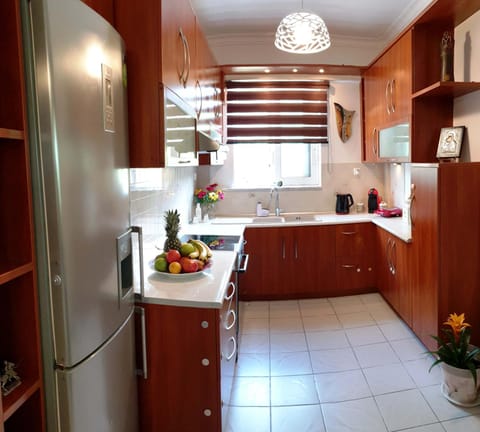 Kitchen or kitchenette, Communal kitchen