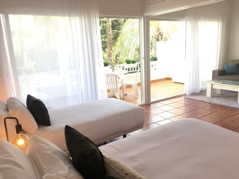 Quiet place to stay Condo in Marbella