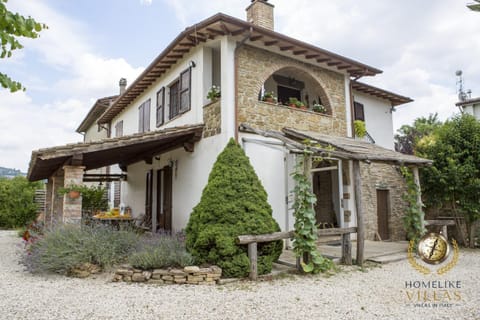 Property building, Day, Garden, Garden view