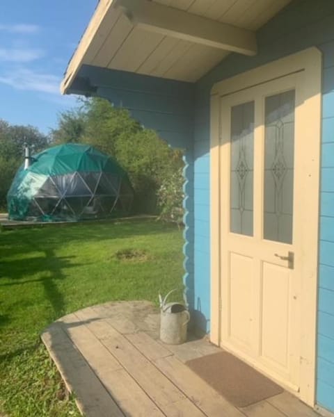 Property building, Spring, Garden view