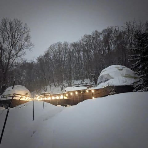 Equipped with barrel sauna and jacuzzi glamping VILLA CARTA Sapporo Hokkaido Jpn - Vacation STAY 3011 Bed and Breakfast in Sapporo