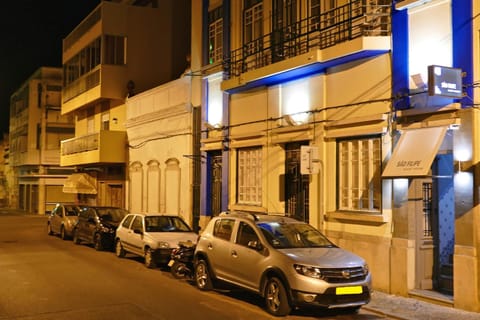 Guest House Sao Filipe Alojamiento y desayuno in Faro