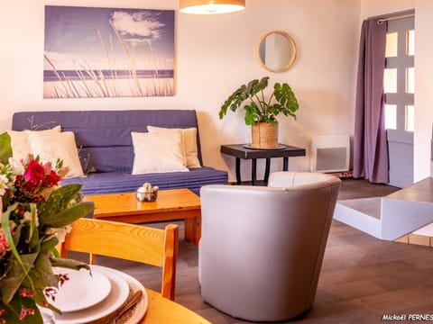 Longère au calme à Larmor-Plage, proche plage et commerces, jardin privatif et parking couvert - FR-1-349-101 House in Ploemeur