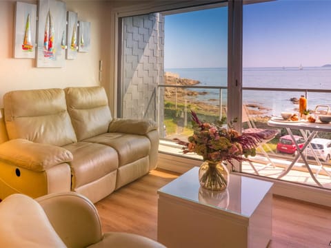 Ploemeur - Appartement 3 pièces avec balcon, ascenseur et WIFI près de la plage - FR-1-349-90 Apartment in Ploemeur