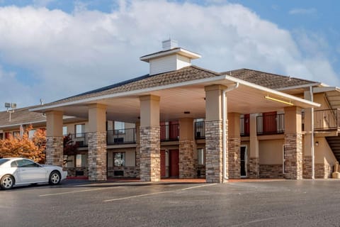 Property building, On site
