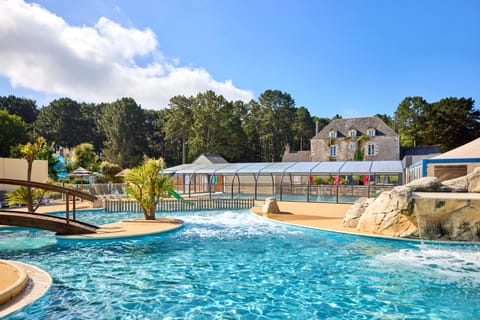 Hot Tub, Aqua park, Pool view, Swimming pool, sunbed