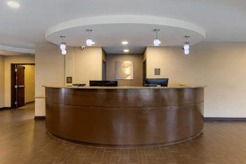 Comfort Suites Ontario Airport Convention Center Hôtel in Racimo