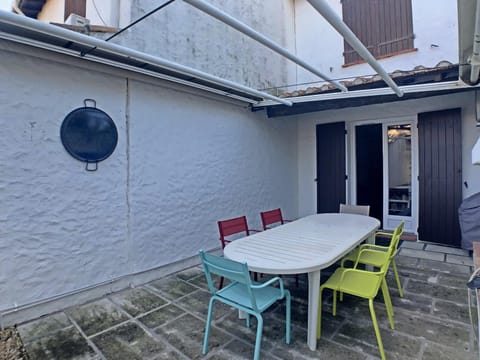 Maison spacieuse pour 10, proche plages et commerces, grande terrasse avec plancha, animaux admis. - FR-1-475-35 House in Saintes-Maries-de-la-Mer