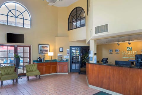 Quality Inn & Suites Camarillo-Oxnard Hotel in Camarillo