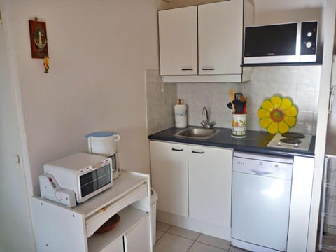 Appartement cosy avec piscine, proche plage, parking privé, pour 4 personnes. - FR-1-387-138 Apartment in Marseillan