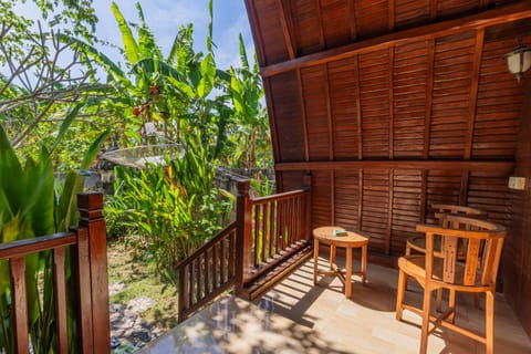 The Peace Arta Bungalow Bed and Breakfast in Nusapenida