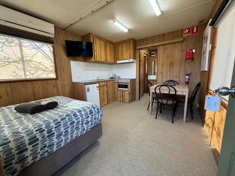 Kitchen or kitchenette, Photo of the whole room, Seating area, pet friendly