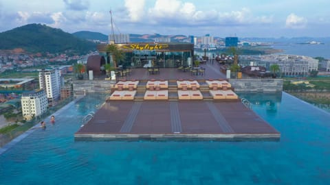 Bird's eye view, City view, Pool view, Swimming pool