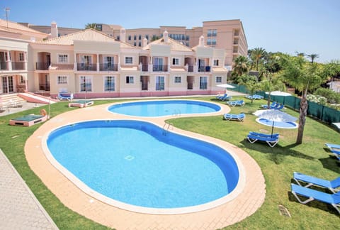 Aquamar Albufeira Aparthotel Apartment hotel in Olhos de Água