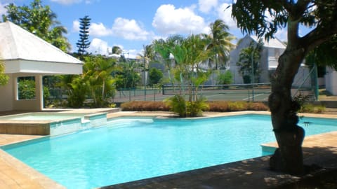 3 bedrooms house at Grand Baie 500 m away from the beach with private pool enclosed garden and wifi House in Grand Baie