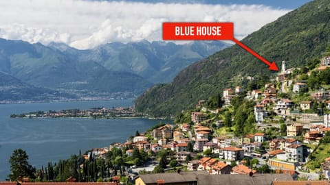 BLUE HOUSE by Design Studio Apartment in Bellano
