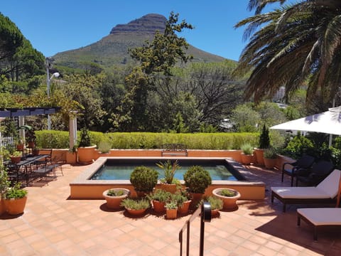 Kensington Views Bed and Breakfast in Cape Town