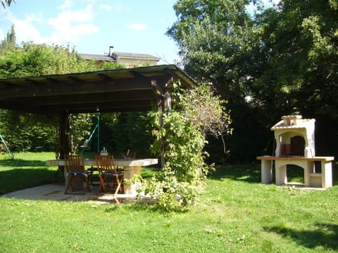 Bird's eye view, BBQ facilities