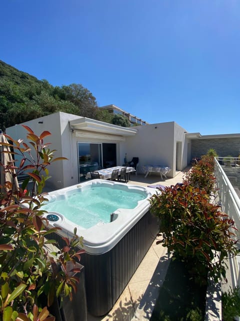 VIzzavona piscine et jacuzzi Villa in Ajaccio