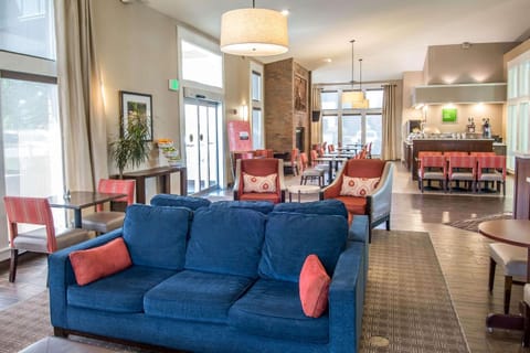 Comfort Inn & Suites Hotel in Spokane Valley