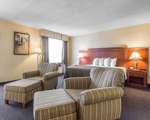 Quality Inn & Suites Bay Front Hotel in Sault Ste Marie