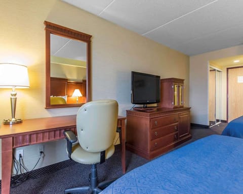 Quality Inn & Suites Bay Front Hotel in Sault Ste Marie