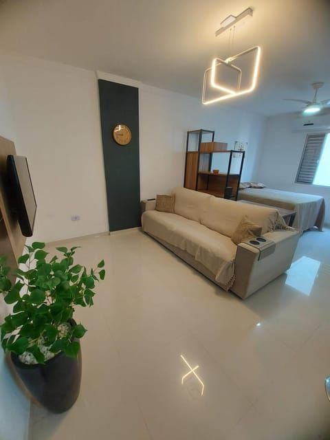 TV and multimedia, Living room, Seating area, air conditioner