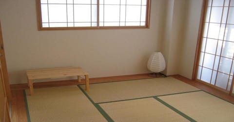 Guesthouse Hyakumanben Cross japanese room / Vacation STAY 15396 Hotel in Kyoto