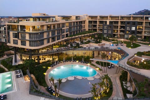 Pool view, Swimming pool