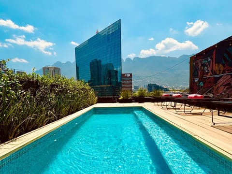 Balcony/Terrace, Swimming pool