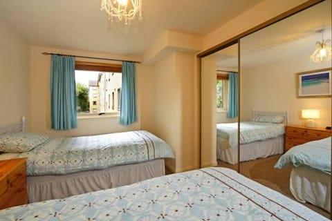 3 Albany Apartments - Oban Apartment in Oban