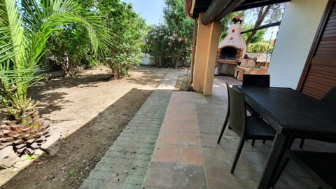 Inner courtyard view