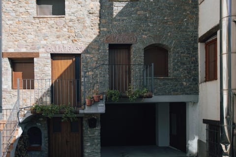 Ca l'Andreu House in Pallars Jussà