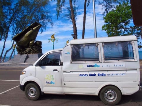 Amadha Villas Retreat - Free Tuk-Tuk Service To the Beach Villa in Krabi Changwat