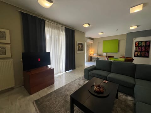 Luxury apartment G in Marousi Athens near Hospitals and OAKA Apartamento in Chalandri