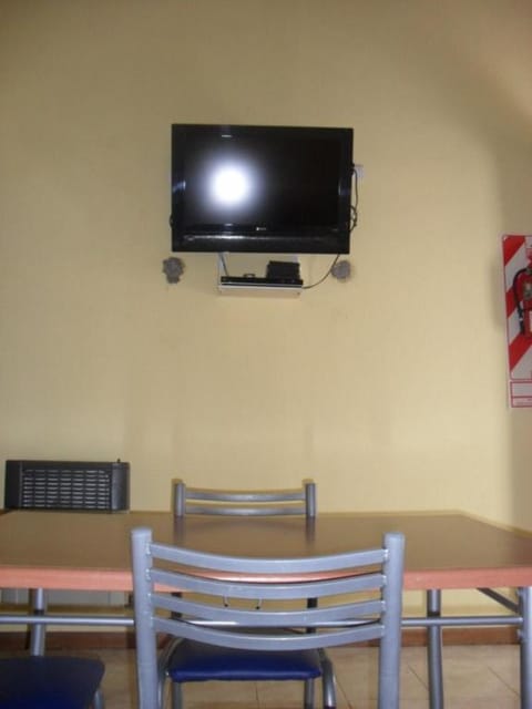 TV and multimedia, Dining area