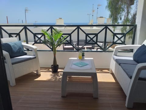 Apartment Portonovo Galit - Sea view - Piscina - Wifi - Old Town Apartment in Puerto del Carmen