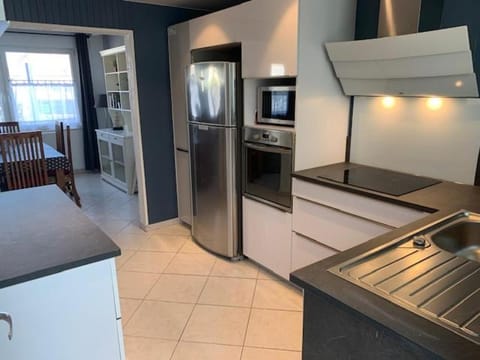 La Goëlette House in Hauts-de-France